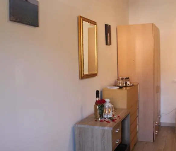 فندق مبيت وإفطار Poggio Di 3*