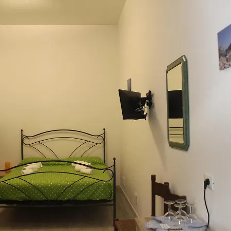 Poggio Di 3*